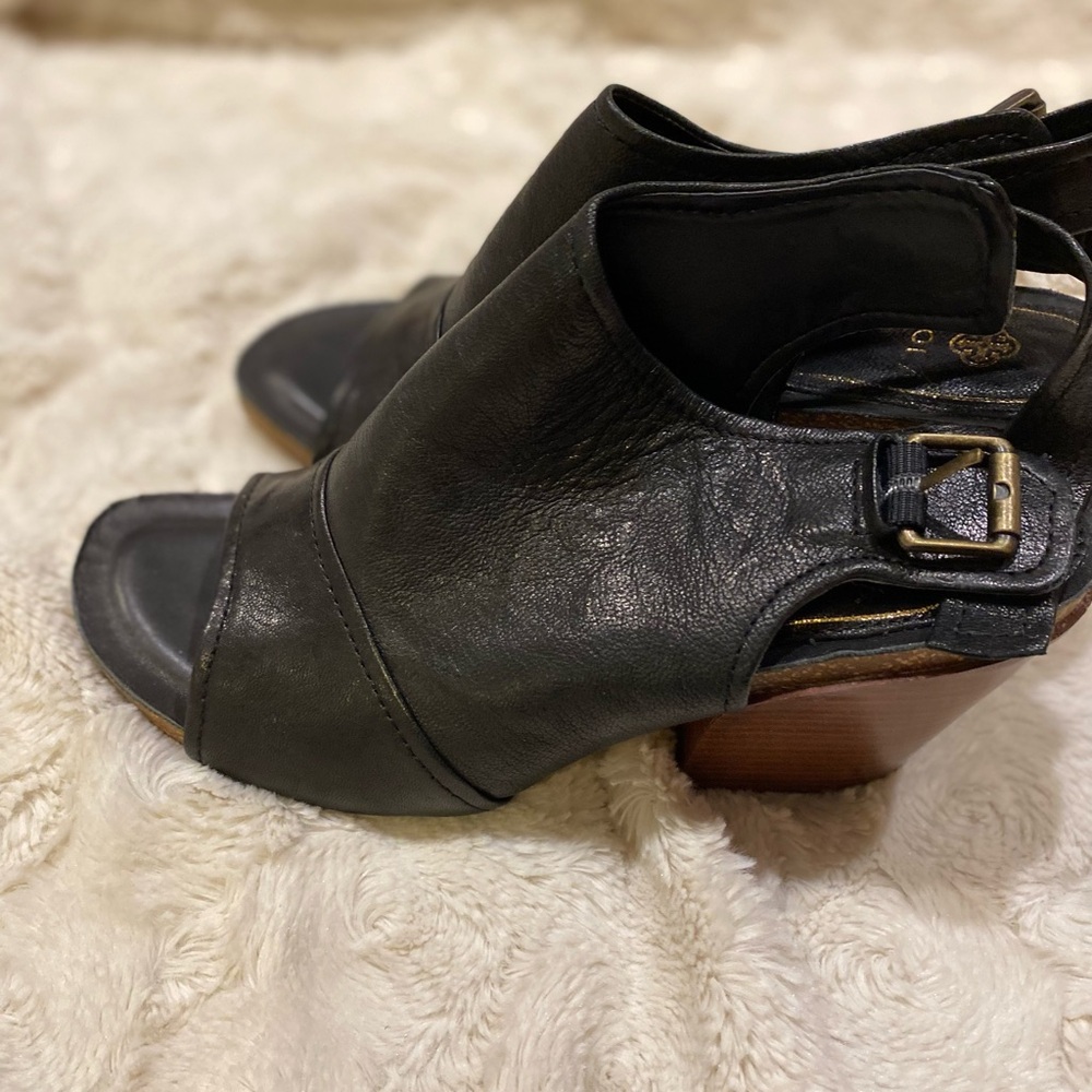 ISOLA black leather open toe booties size 9